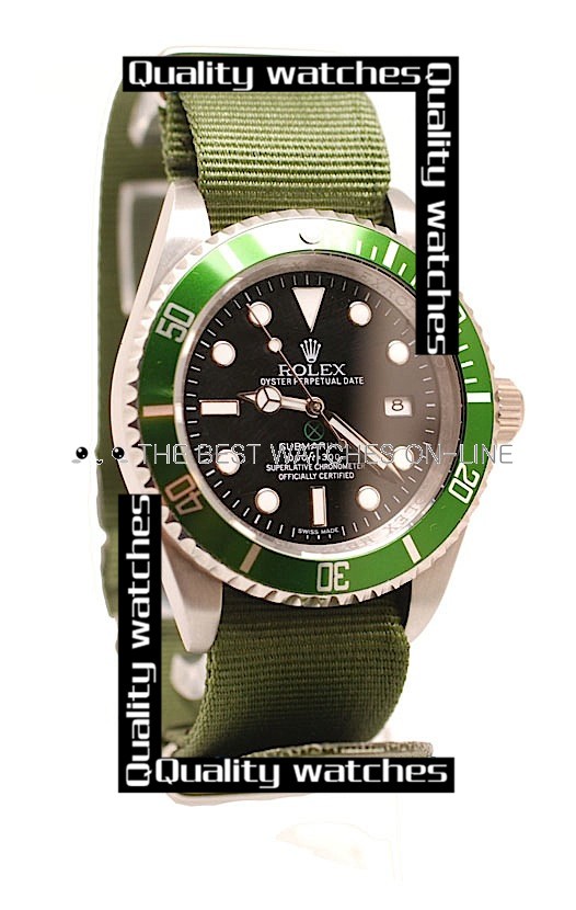 small submariner