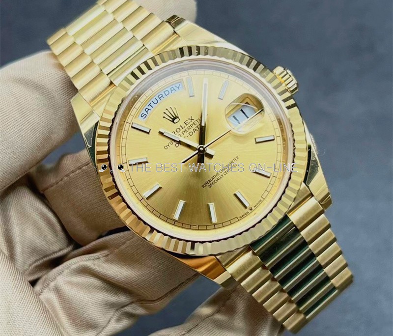 Rolex Day-Date II Swiss Replica Watch 228238-0003 Gold Dial 40mm (High End)