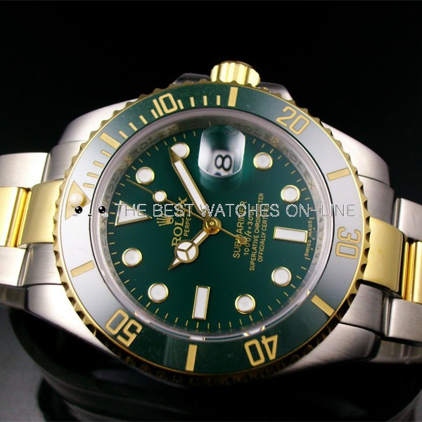 Swiss Rolex Submariner Date Swiss Automatic Replica Watch Green Dial (High End)
