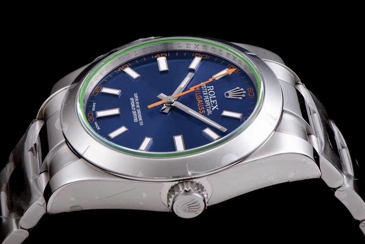 Replica Rolex Milgauss Lighting Blue