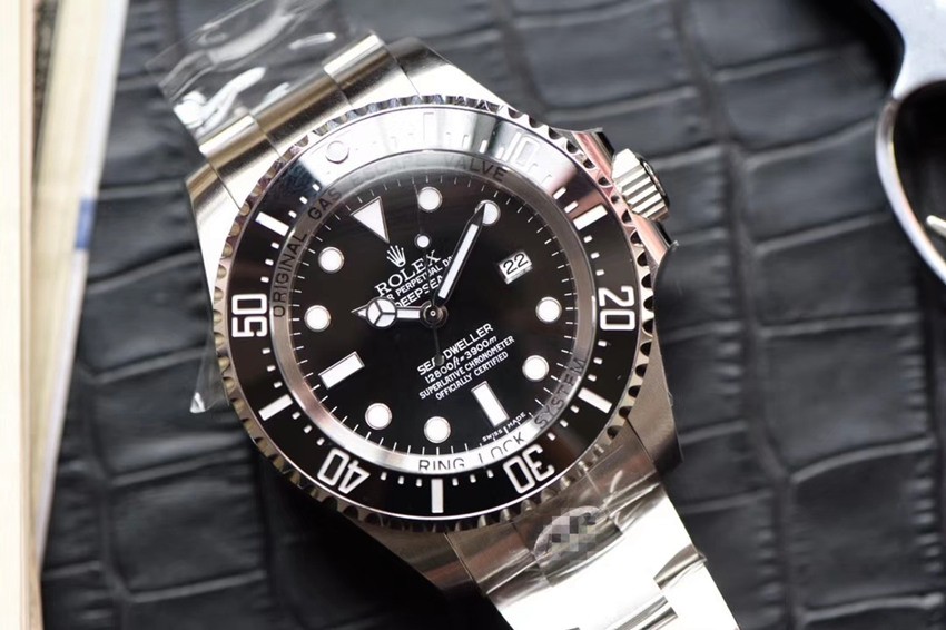 Swiss Rolex Deepsea Sea-Dweller 44mm Automatic Replica Watch (Super Model) 