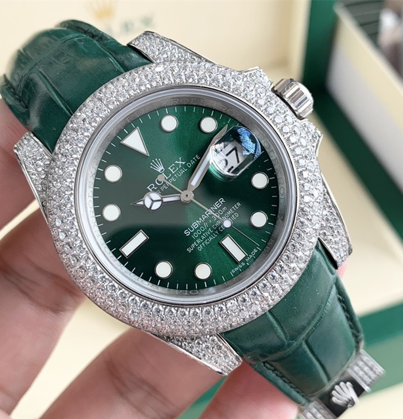 Rolex Submariner Replica Swiss Watch Diamonds Bezel Green Dial (High End)